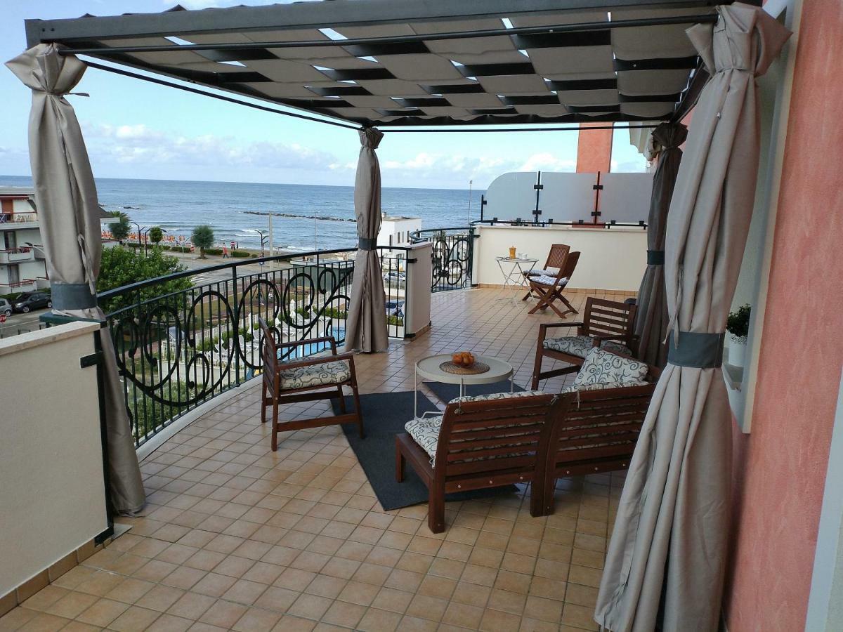 Апартаменти Penthouse On The Adriatic Sea Мартінсікуро Екстер'єр фото